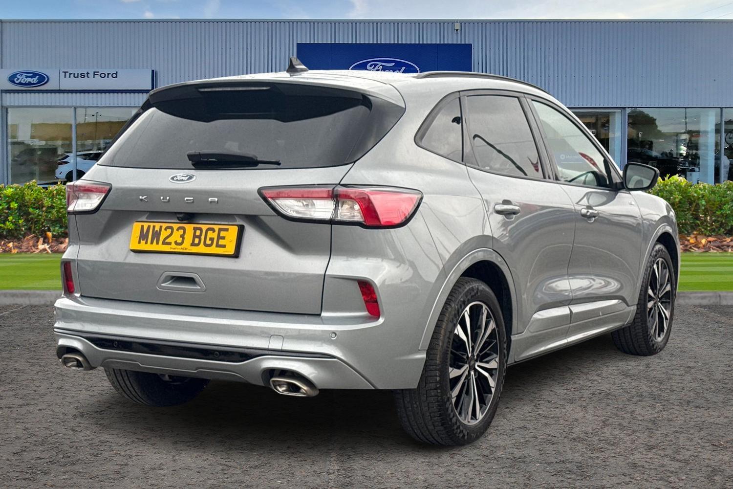 Ford KUGA Photo 3