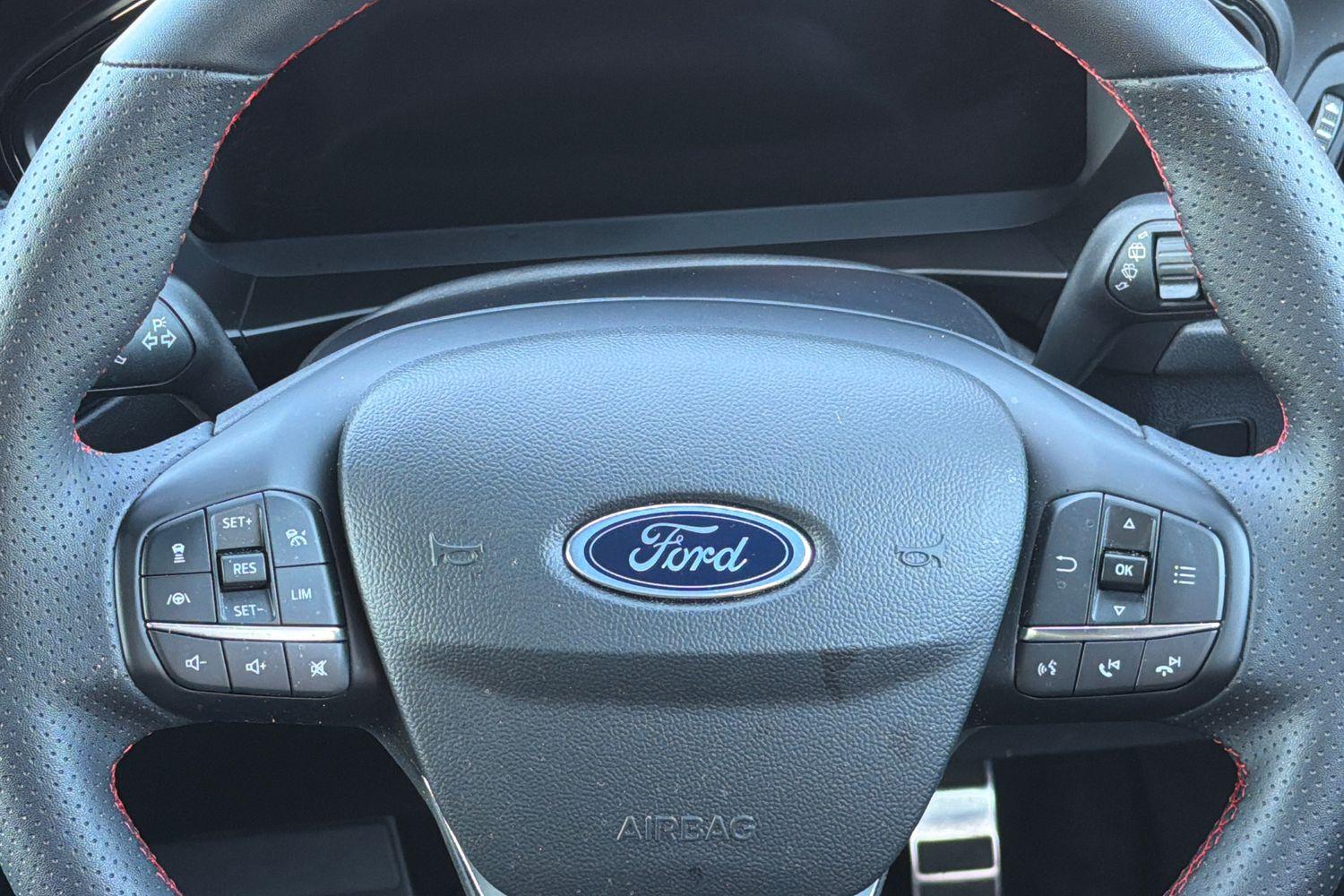 Ford FOCUS Photo 11