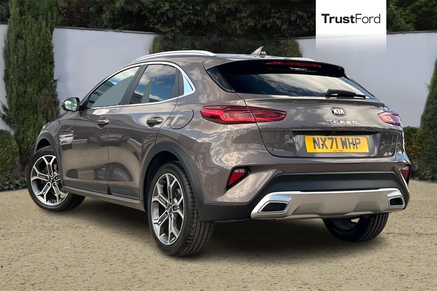 Kia XCEED Photo 1