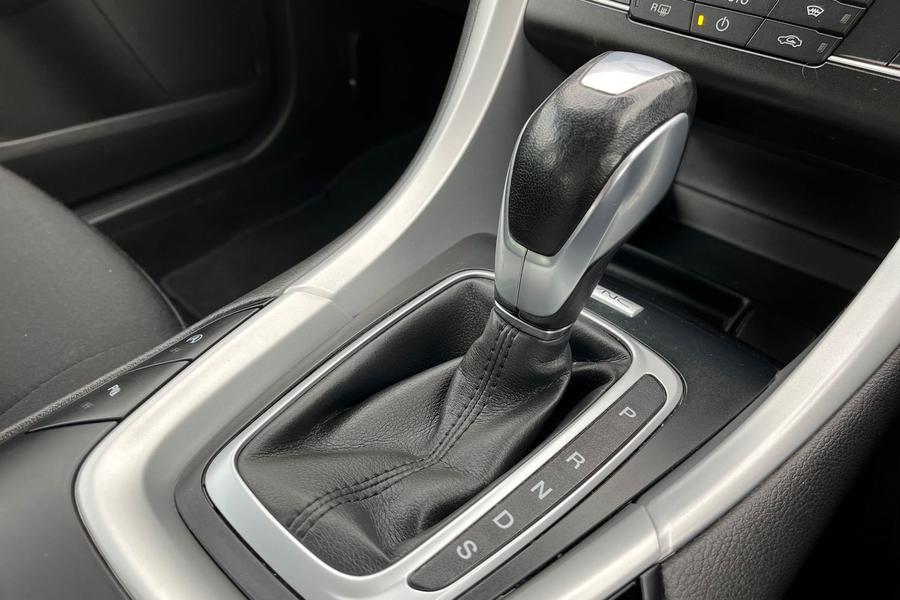 Ford MONDEO Photo autoimg-7a9528aa2b577eff73af8e509630a5ab91c90d29.jpg