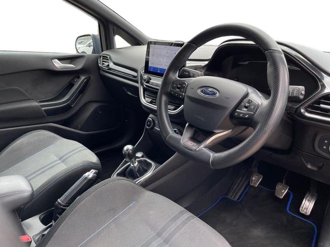 FORD Fiesta Photo 6