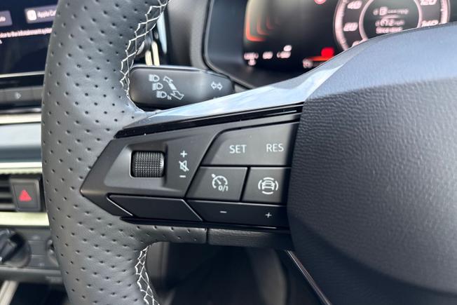 SEAT Arona Photo 16