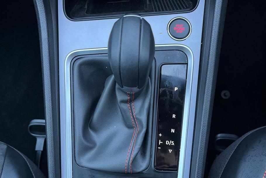 Used SEAT ATECA MM25UWK 25