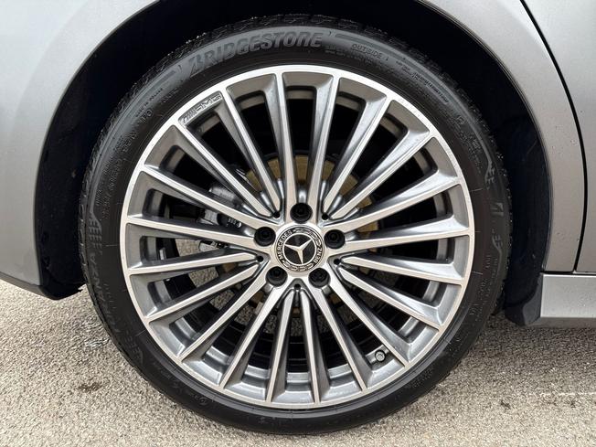 MERCEDES-BENZ A Class Photo 37