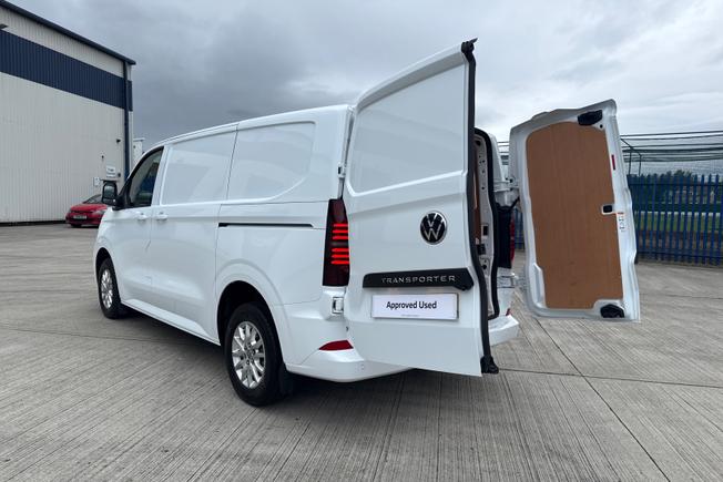 VOLKSWAGEN Transporter Photo 29