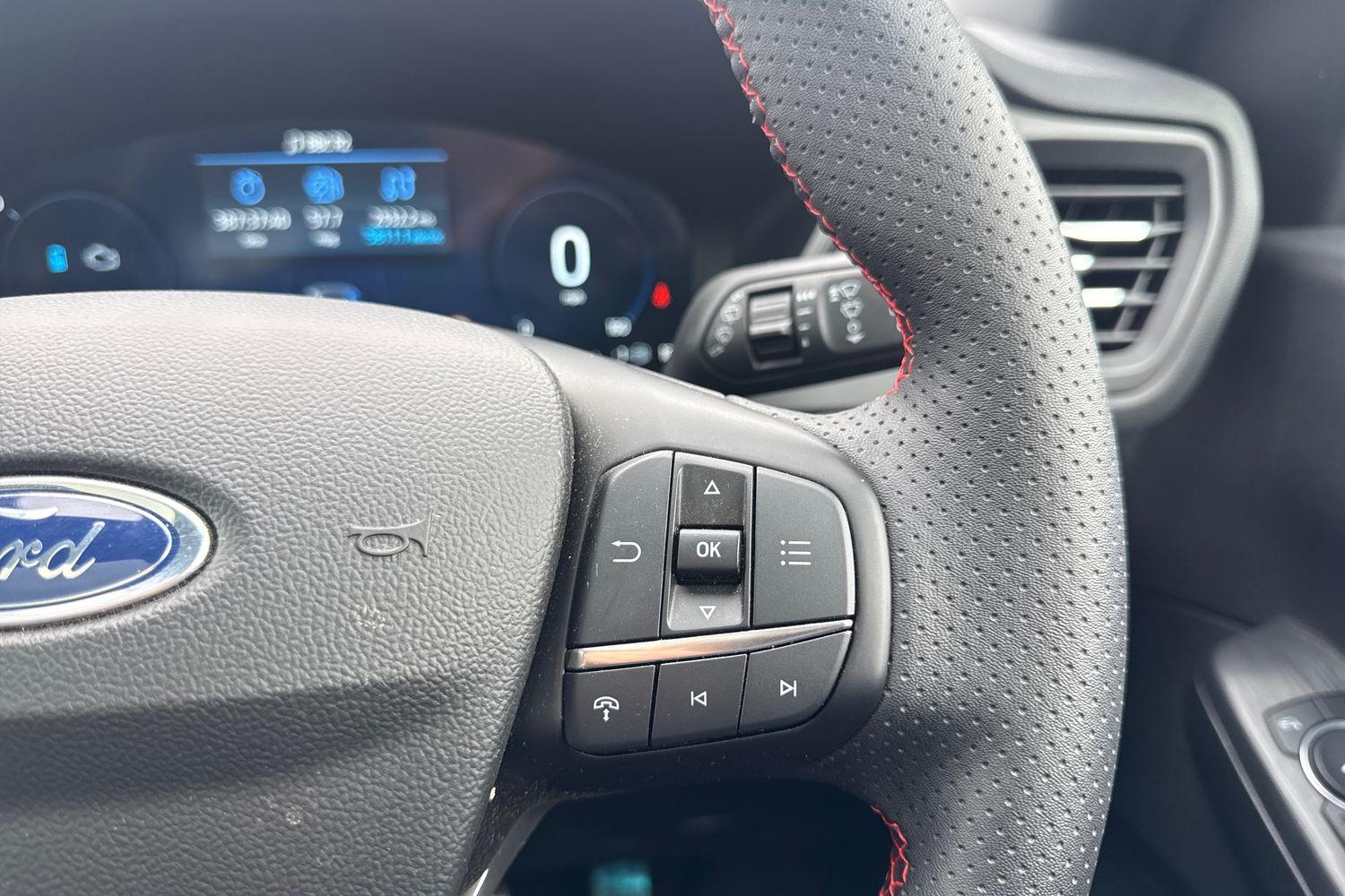 Ford KUGA Photo 32