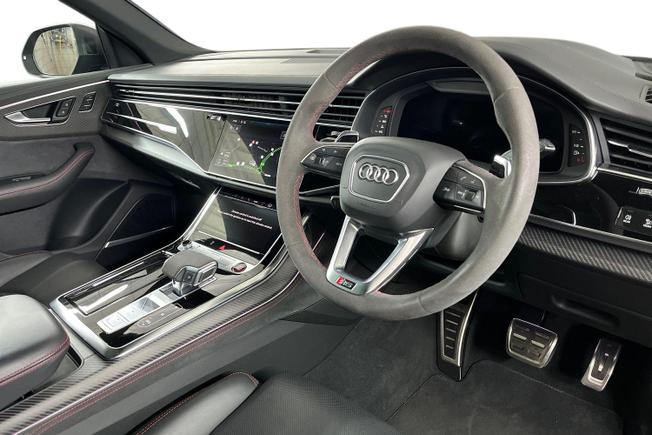 AUDI Rsq8 Photo 6