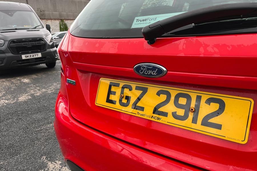 Ford FIESTA Photo autoimg-7a9ec75fd1b7b8fc0cb4563561216026619e05e1.jpg