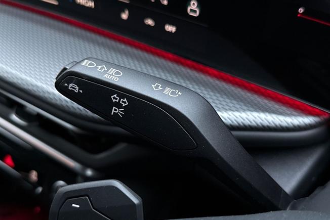 AUDI Q5 SUV Photo 39