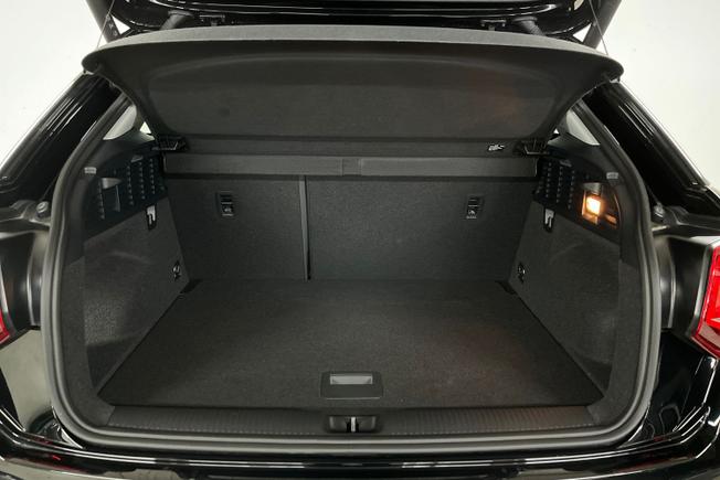 AUDI Q2 Photo 12