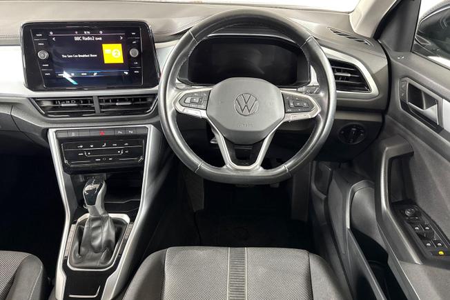 VOLKSWAGEN T-Roc Photo 11