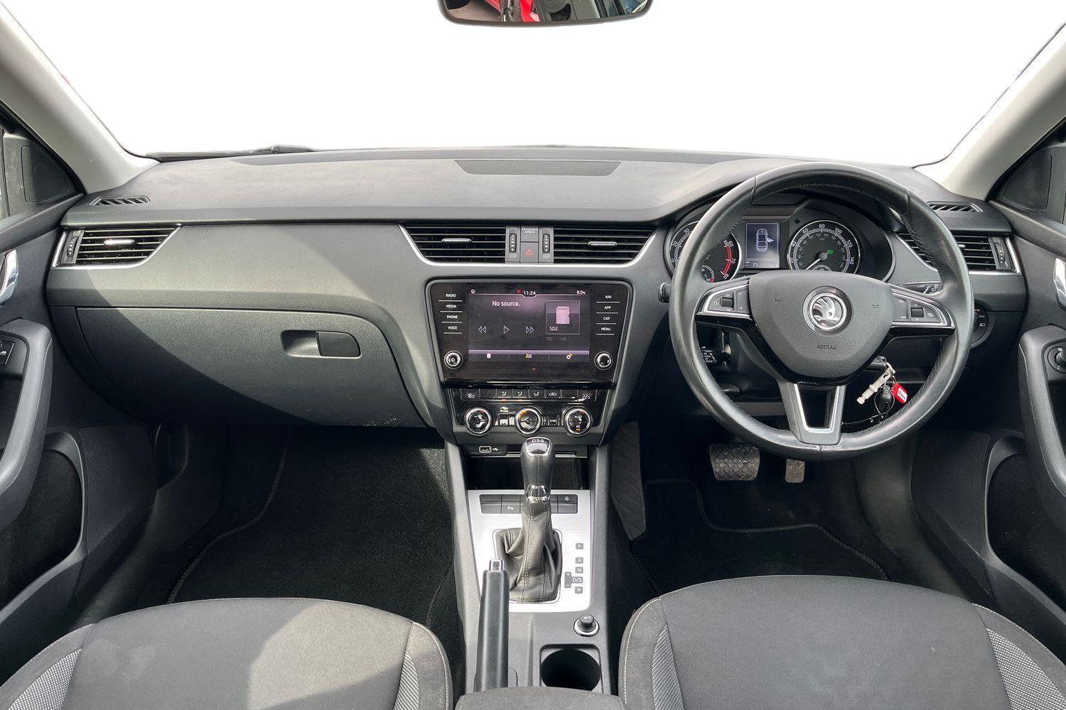 Skoda OCTAVIA Photo 9