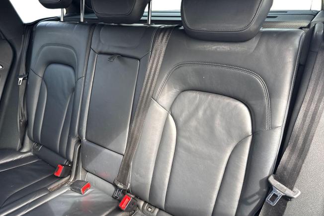 AUDI Q5 Photo 9