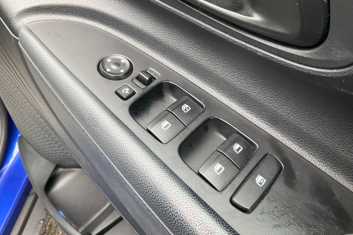 Hyundai BAYON Photo 15