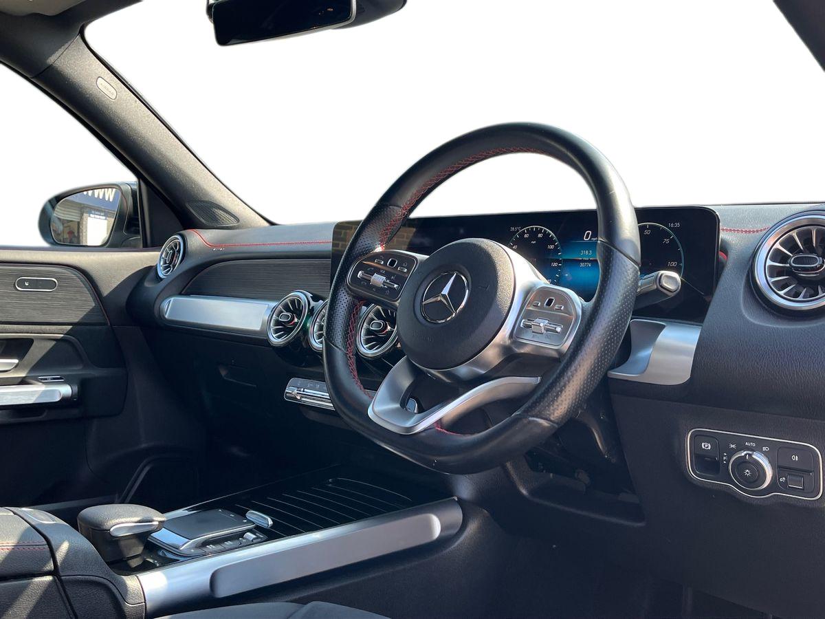 Mercedes-Benz EQB Photo 19