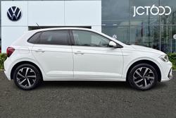 VOLKSWAGEN Polo Photo 4