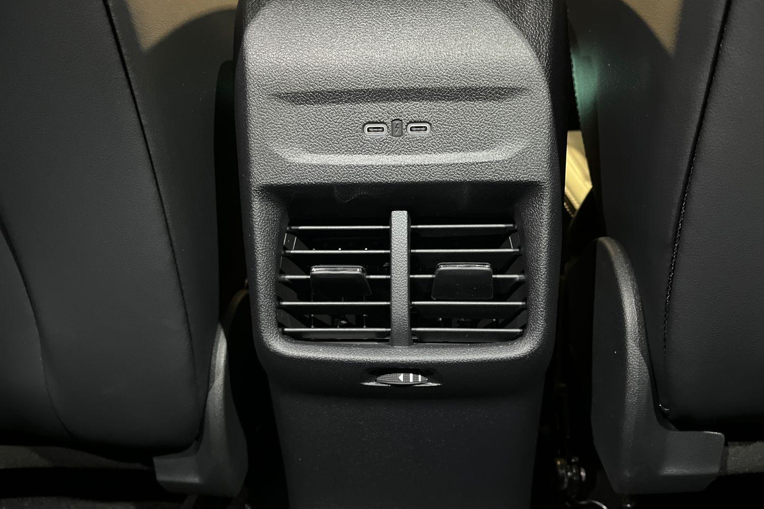 Ford Explorer Photo 37