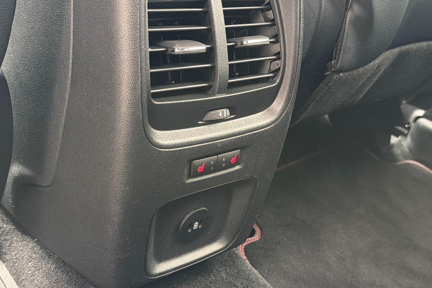 Ford KUGA Photo 26