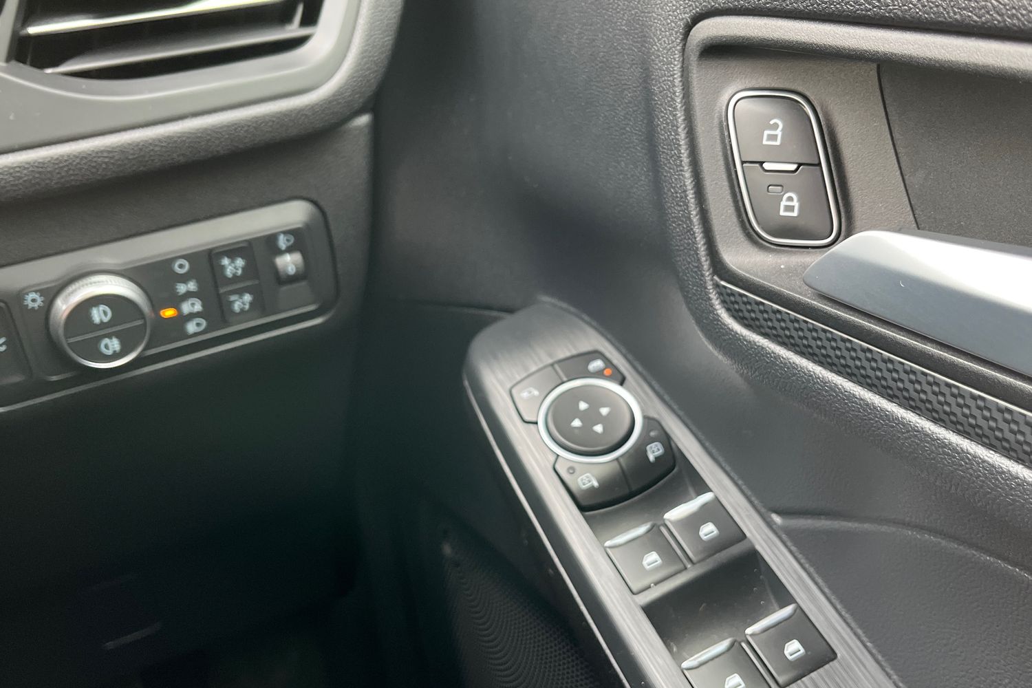 Ford KUGA Photo 15