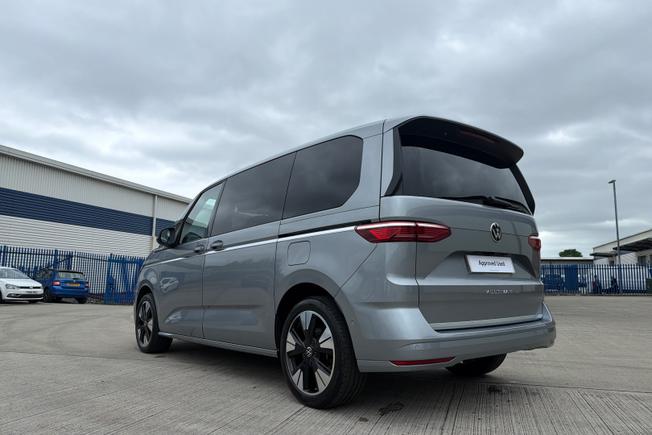 VOLKSWAGEN Multivan Photo 25