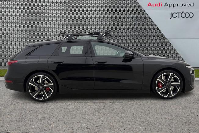 AUDI S6 E-Tron Avant Photo 4