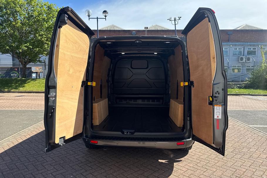 Used FORD TRANSIT CUSTOM BJ22WHD 6
