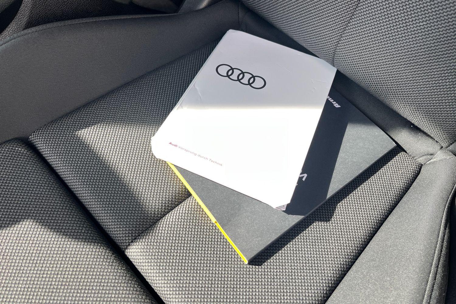 Audi Q3 Photo 21