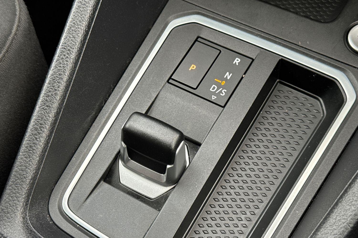 Ford TOURNEO CONNECT Photo 30