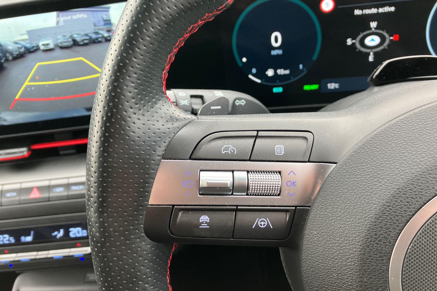 Hyundai KONA Photo 32