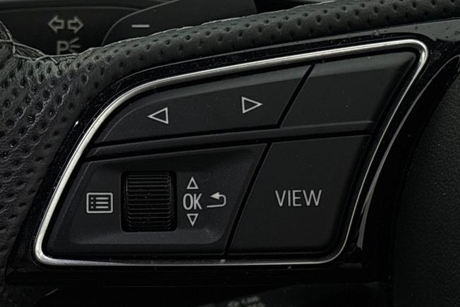 AUDI A4 Avant Photo 16