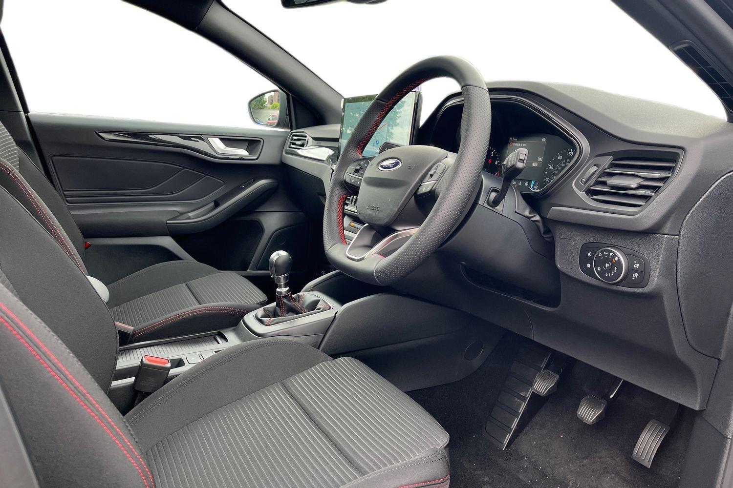 Ford FOCUS Photo 8