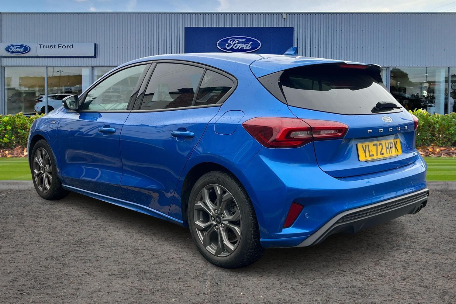 Ford FOCUS Photo 1