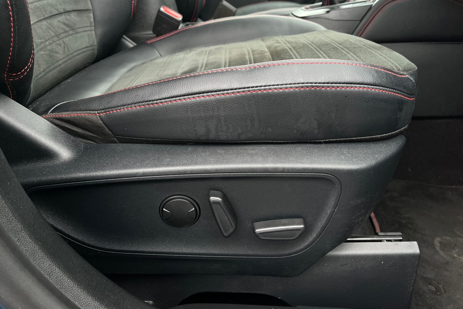 Ford Kuga Photo 26