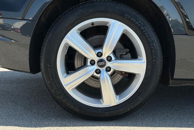 Audi e-tron Photo 5
