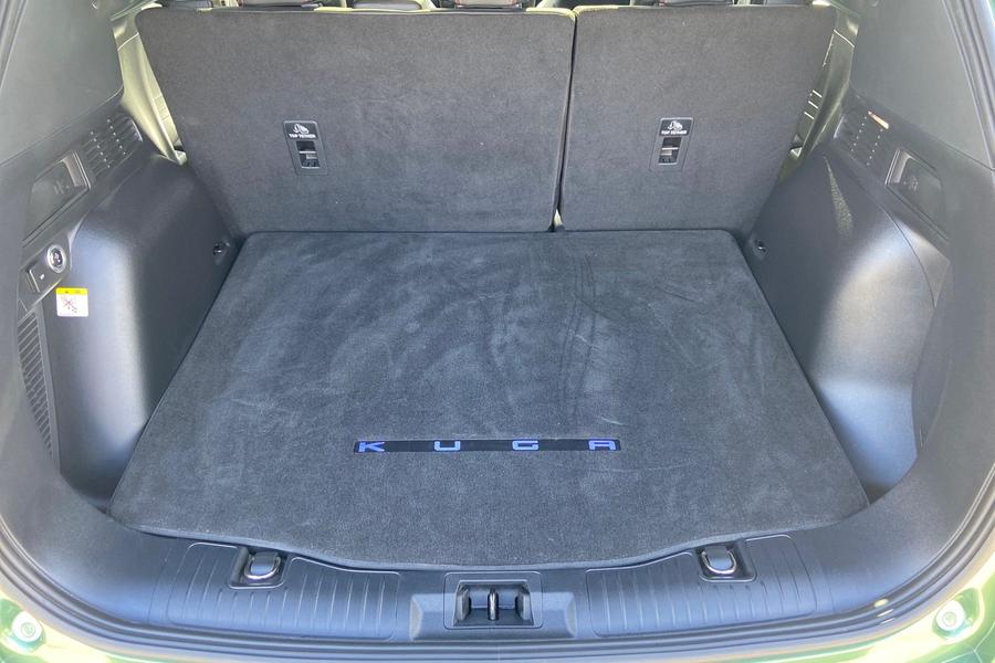 Ford KUGA Photo autoimg-7ad5de6122cd3a1c2380919a6d96feea0c989af8.jpg