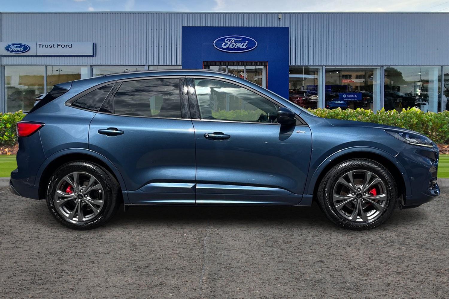 Ford Kuga Photo 2