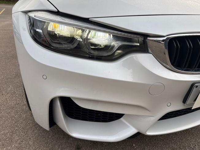 BMW M4 Photo 33