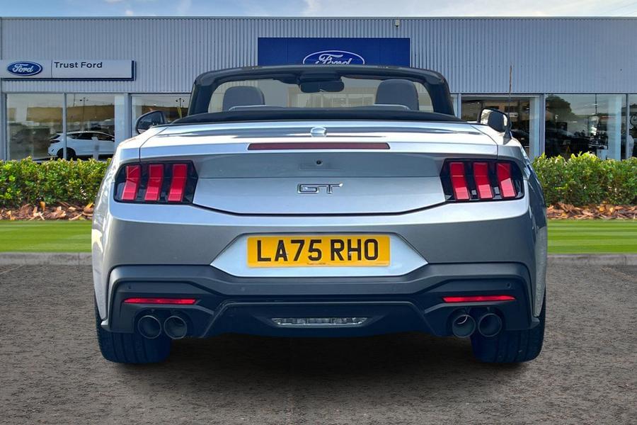 Ford MUSTANG Photo autoimg-7ad8e7abb306dabbb4eaeca918d5c64386105c6a.jpg