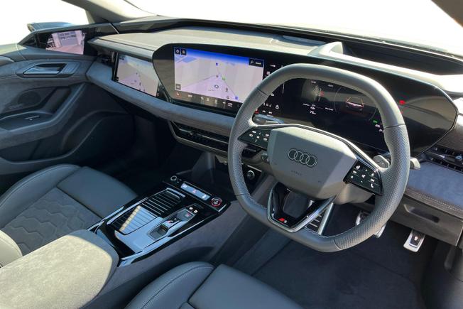 AUDI A6 e-tron Sportback Photo 6