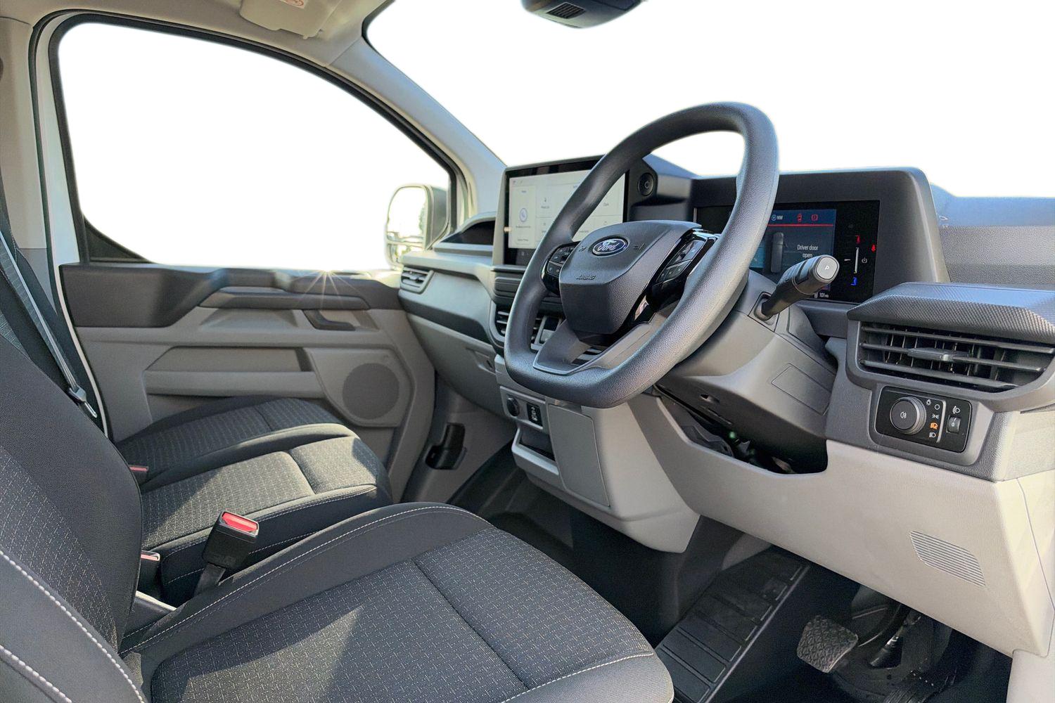 Ford E-TRANSIT CUSTOM Photo 13