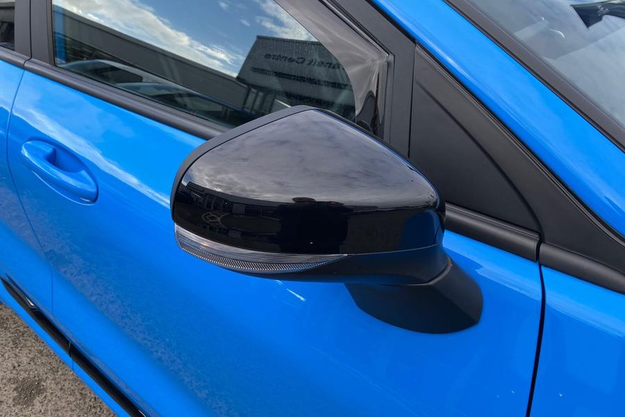 Ford PUMA Photo autoimg-7ade16417e4d1b020bcd8eaba702753cf0a00033.jpg