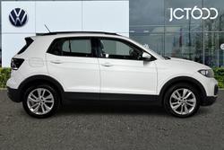 VOLKSWAGEN T-Cross Photo 4