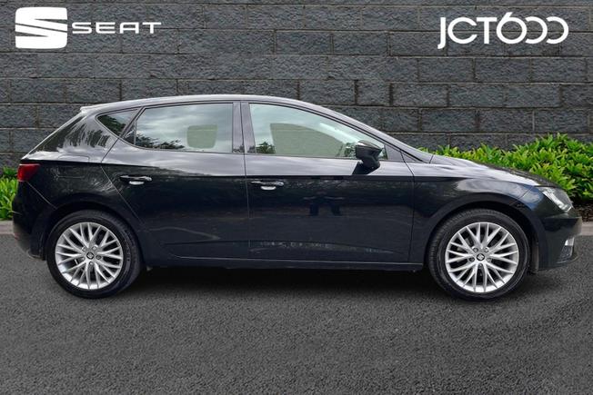 SEAT Leon Photo 4
