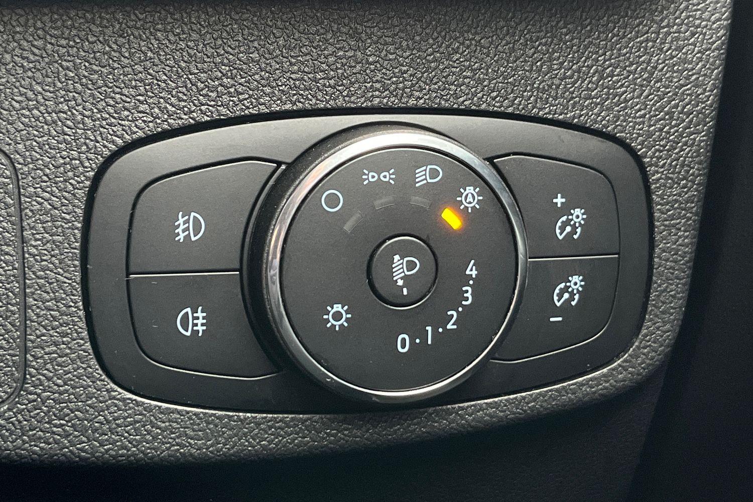 Ford Focus Photo 39