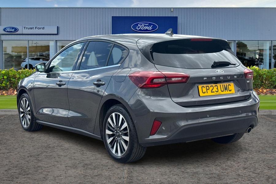 Ford FOCUS Photo autoimg-7ae3a7521e0100606cd2fe1ba51ae189bf420140.jpg