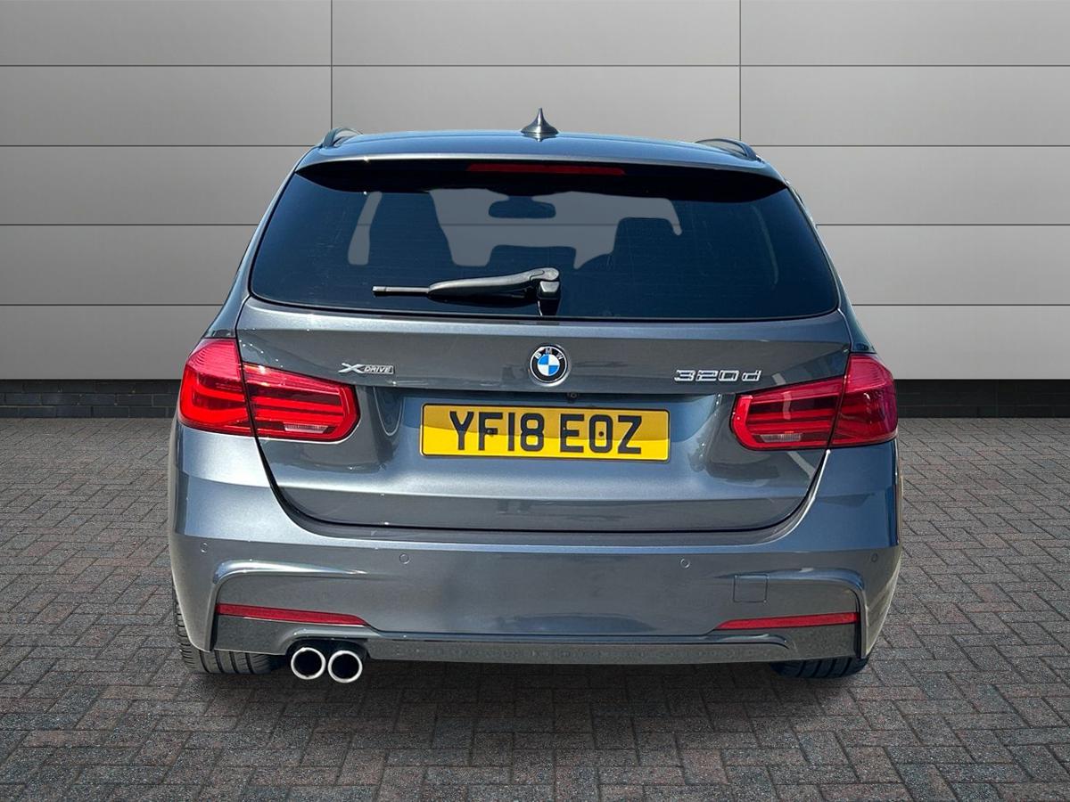 BMW 3 Series Photo 5