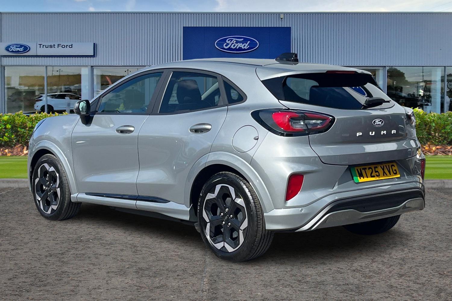 Ford PUMA GEN-E Photo 1