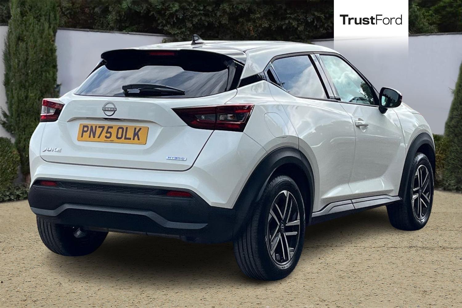 Nissan JUKE Photo 3