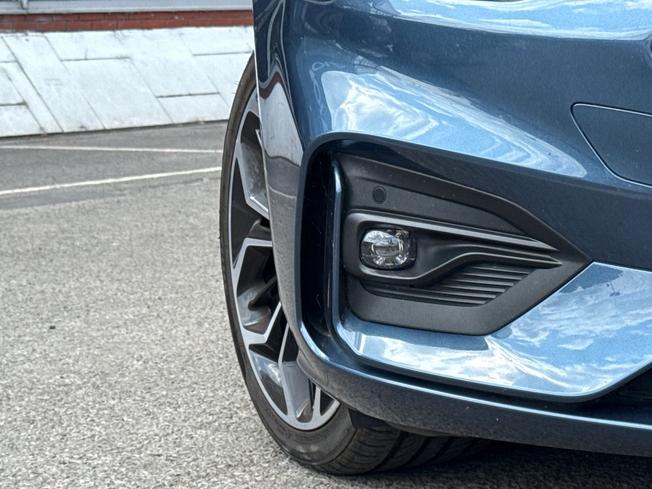 FORD Focus Photo 22