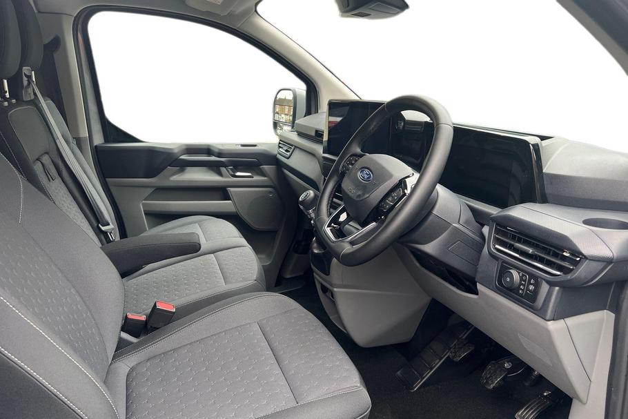 Used FORD TRANSIT CUSTOM YP75JHO 13